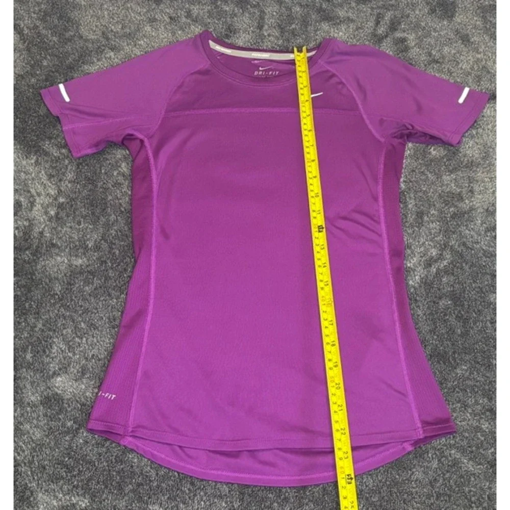 Nike Dri-FIT Women Running Shirt Magenta Purple‎ Short Sleeve Athletic Top XS